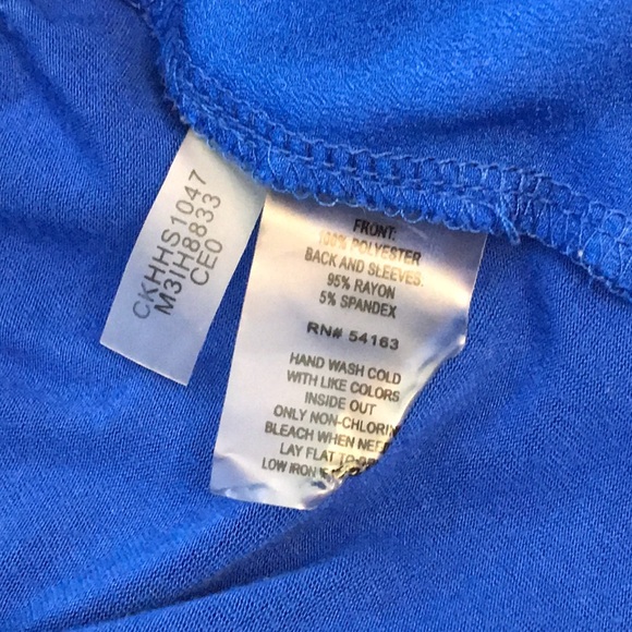 Royal blue long sleeve button down Calvin Klein woman’s blouse - Picture 6 of 6